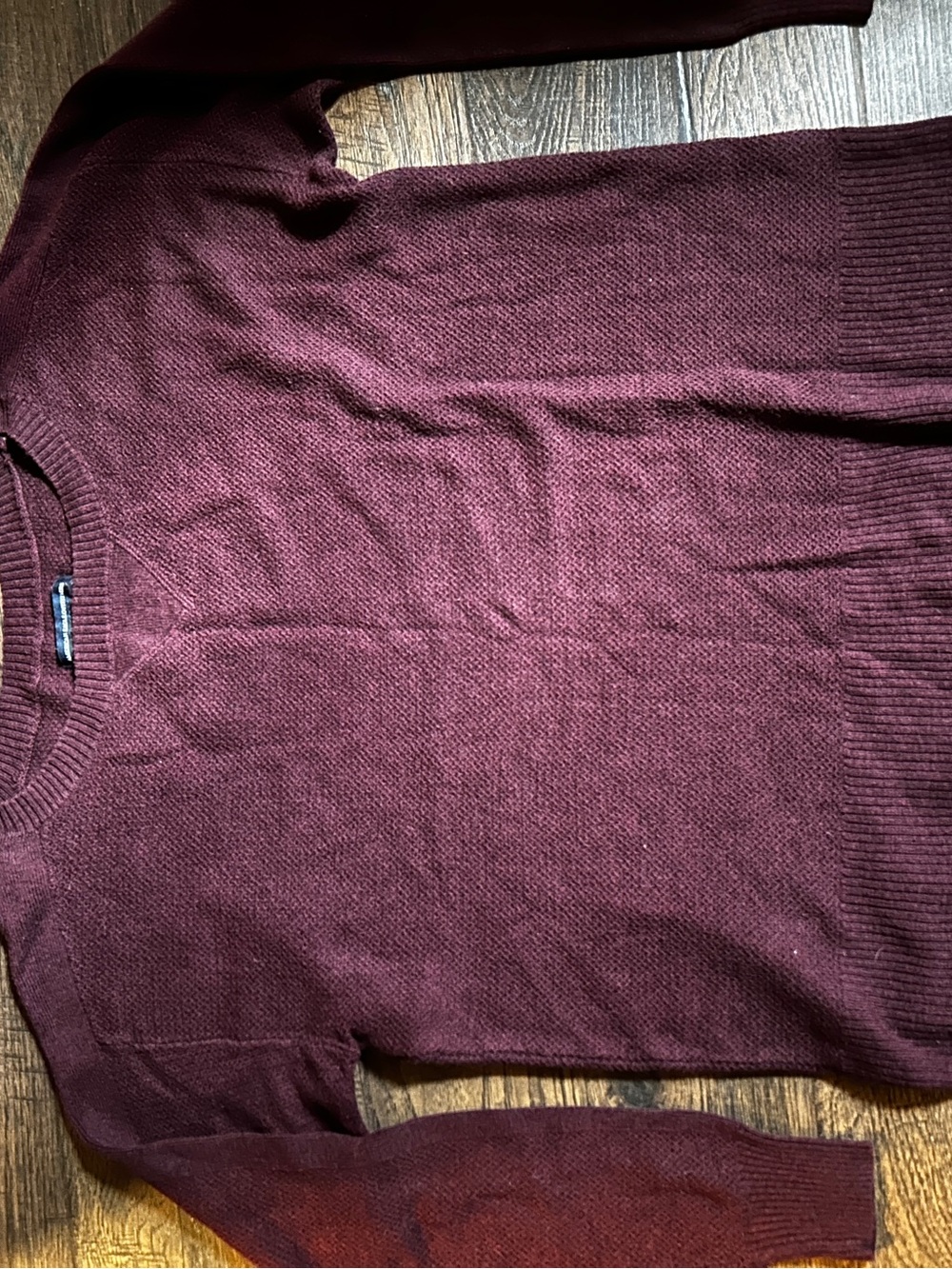 American Eagle Outfitters Sweater in Wine
